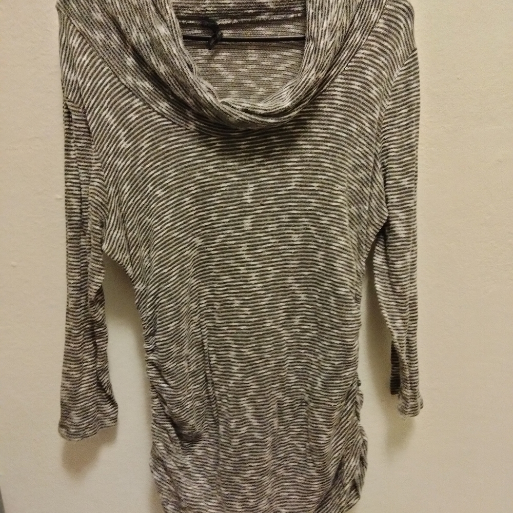 Maurices large green striped long sleeve shirt